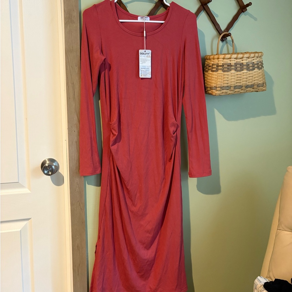 NWT Maternity Bodycon dress
